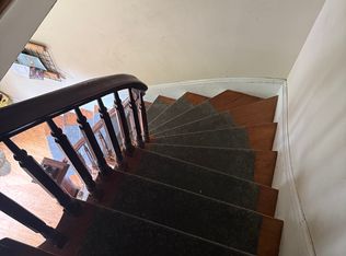 4 Crandall St #2A, Adams, MA 01220