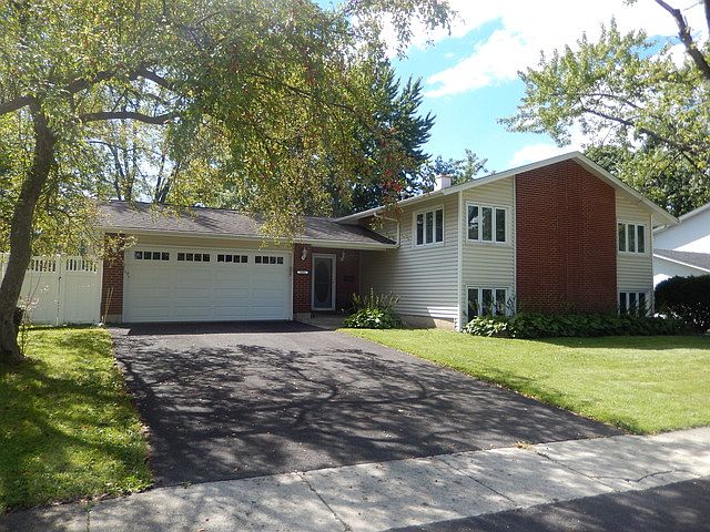 1st image of 3401 Woodridge Dr