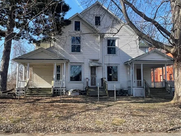 1028 Oak St, Flint, MI 48503