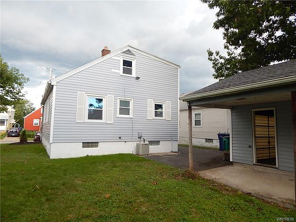 4th image of 23 Hewitt Ave