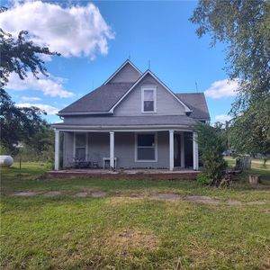202 W Poplar St, Gentry, MO, 64453