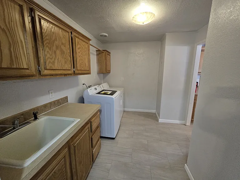7317 S Perkins Rd — Photo 9
