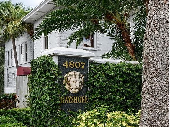 3rd image of 4807 Bayshore Blvd APT D8