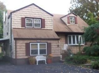 328 Seneca Ave, Middlesex, NJ 08846