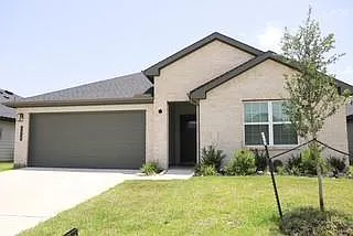 31739 Margaret Woods Ln — Photo 2