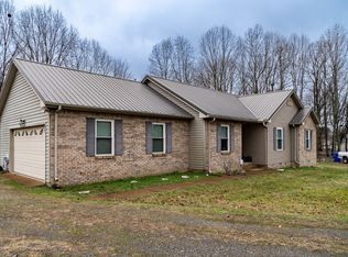 100 Laura Dr, White House, TN 37188