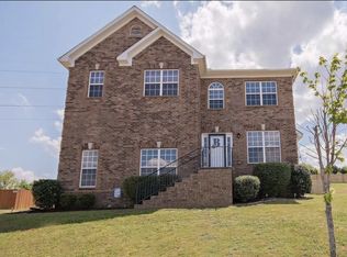 122 Chipwood Dr, Hendersonville, TN 37075