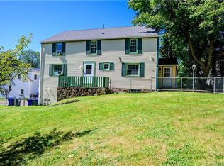 55 Swift St, Branford, CT 06405