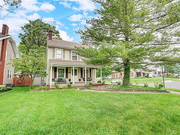2nd image of 410 Aberdeen Dr