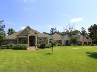 14 Huntington Woods Estates Dr, Tomball, TX 77377