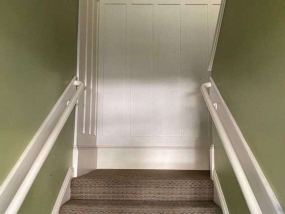 3rd image of 4205 N Hall St APT 204