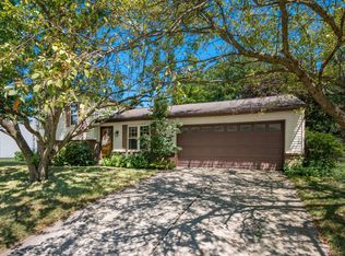 165 Rock Creek Dr, Delaware, OH