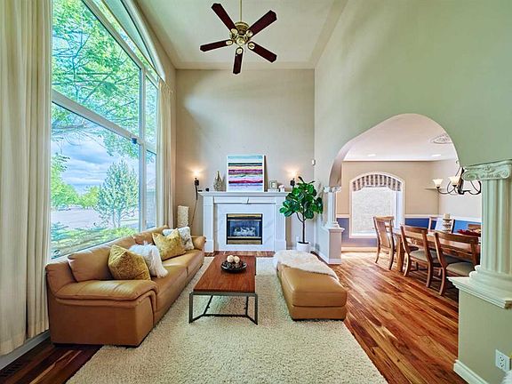 3rd image of 4057 N Edgevalley Lndg NW