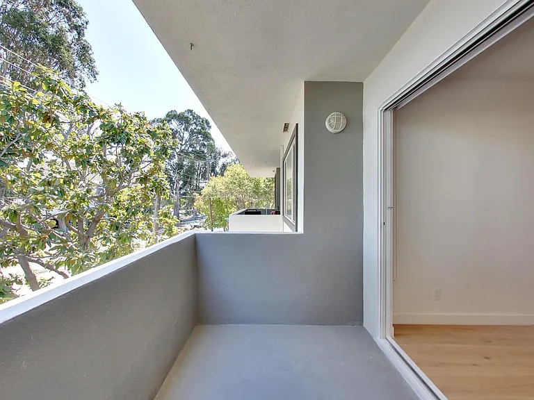 1500 Newlands Ave #206 — Photo 16