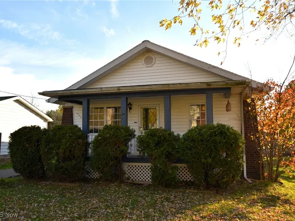 3385 Hughes Ave, Girard, OH 44420