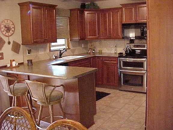 4th image of 151 Holly Dr