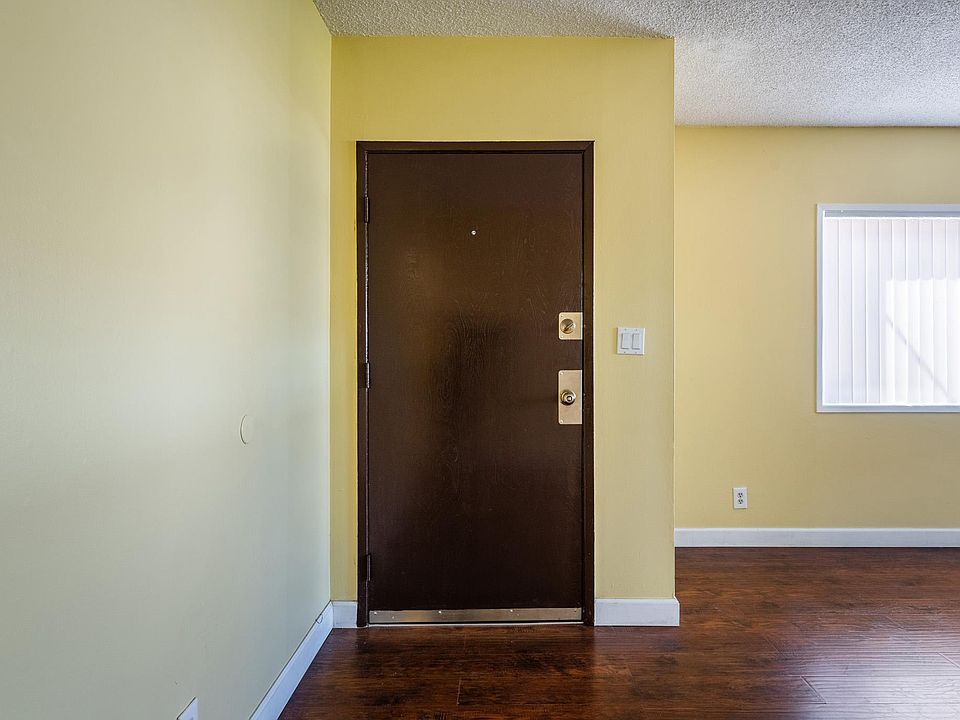 1st image of 1414 Leland Way #B