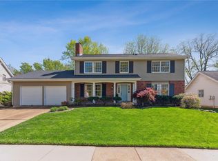 2156 Fairway Bnd, Chesterfield, MO 63017
