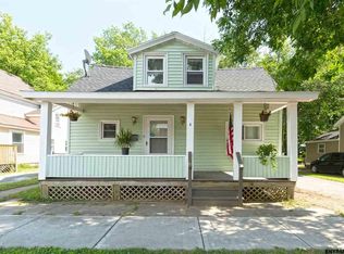 4 Montcalm St, Glens Falls, NY 12801