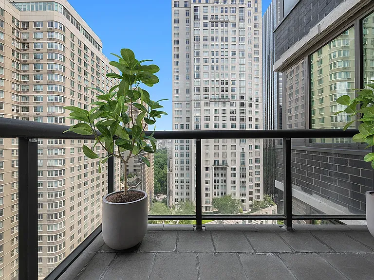62 W 62nd St #22B — Photo 3