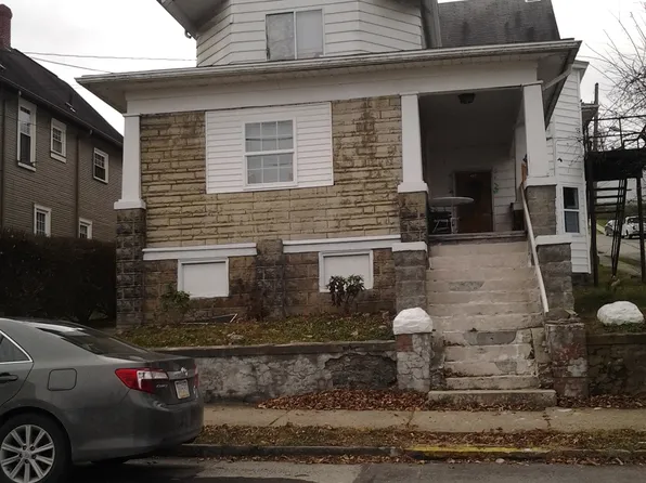 617 Crest Ave, Charleroi, PA 15022