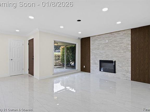 2nd image of 25427 Elon Dr