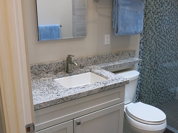 3rd image of 46800 Bayview Dr