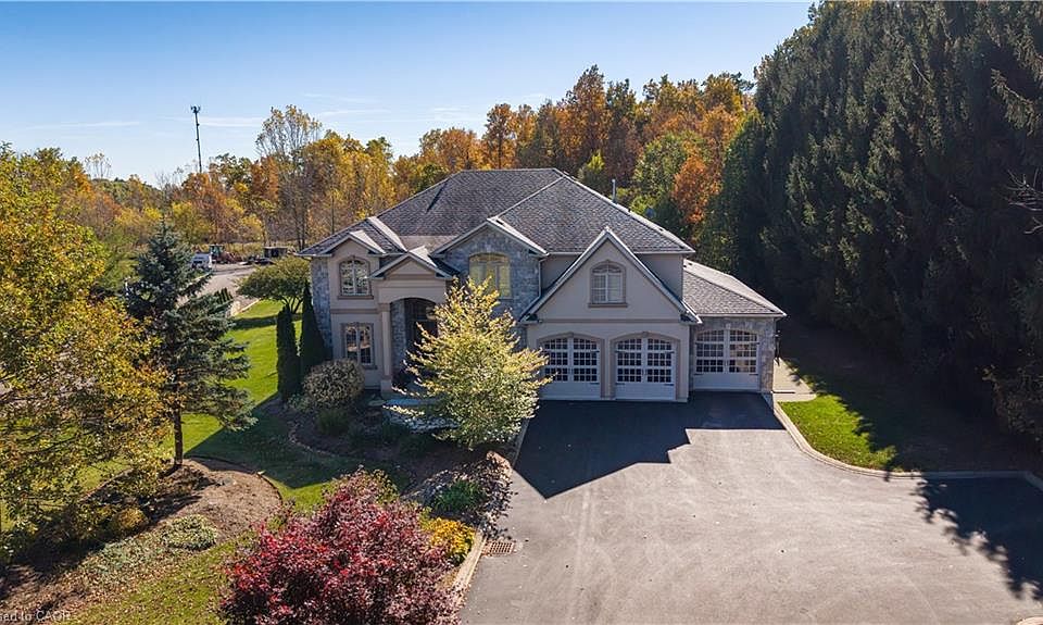 1st image of 332 Scenic Dr