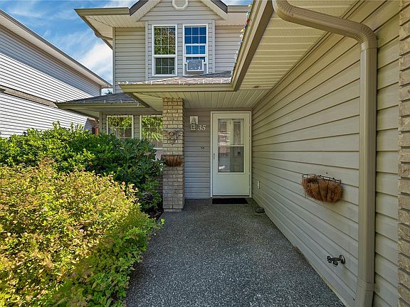 2nd image of 772 Robron Rd #35