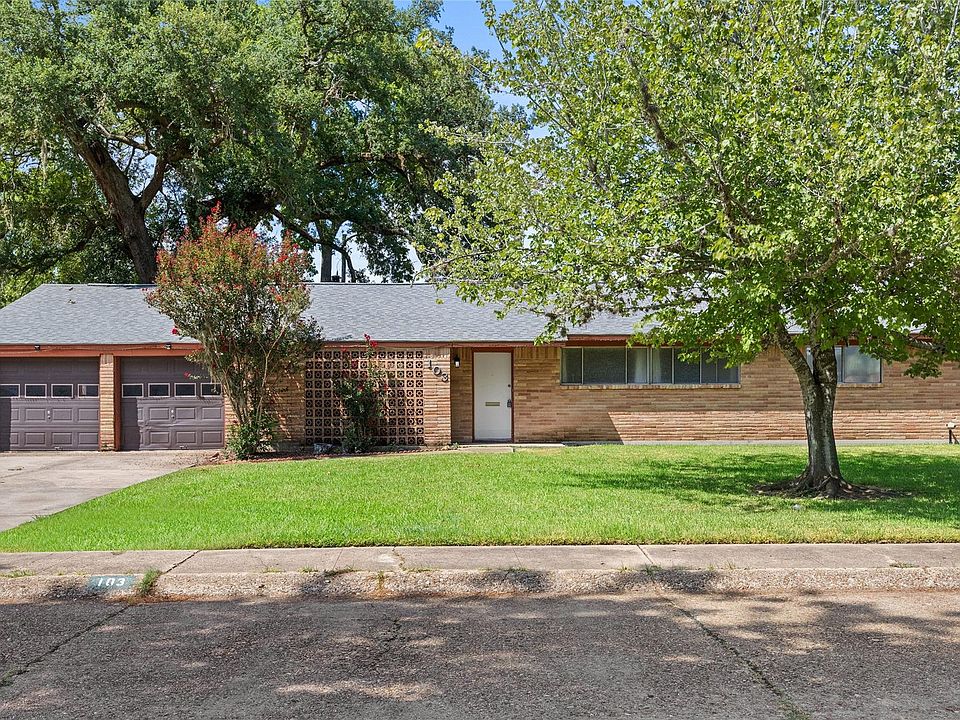 1st image of 103 Ligustrum St