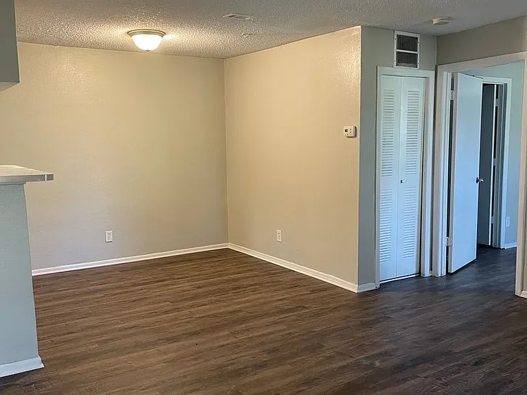 238 Afton Sq #202 — Photo 8