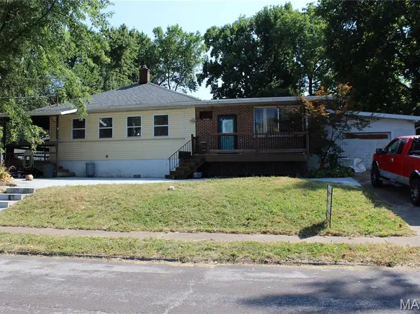 9428 Tennyson Ave, Saint Louis, MO 63114
