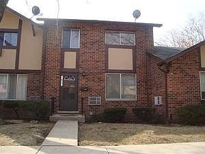 1st image of 17W667 Kirkland Ln