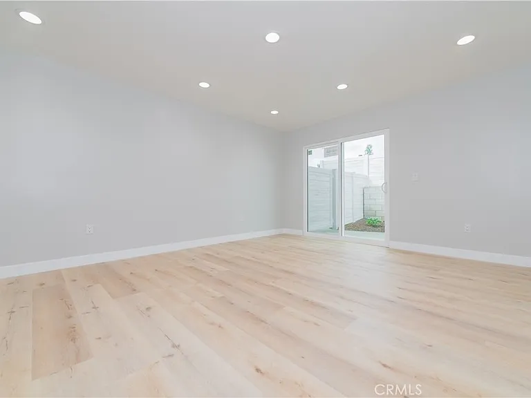 19112 Biddle Dr — Photo 15