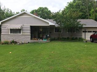 714 E Woodlawn Dr, Fayetteville, AR 72701