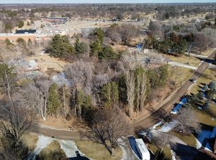 6900 W Mockingbird Ln, Lincoln, NE 68512