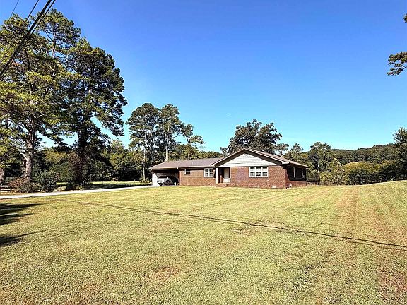 4th image of 1630 Valley Dr