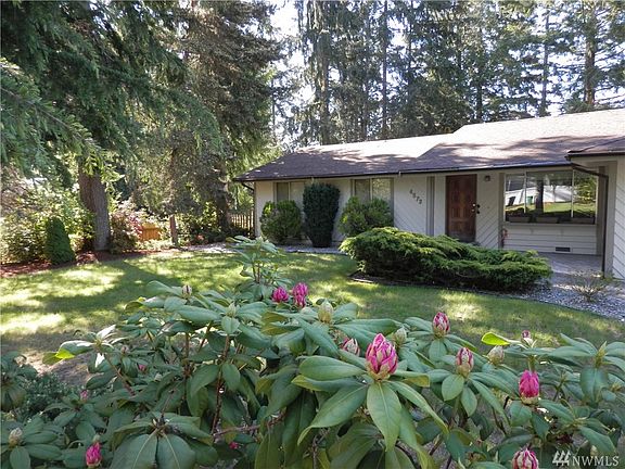 Want a large lot?  This one has it front yard and in the back yard