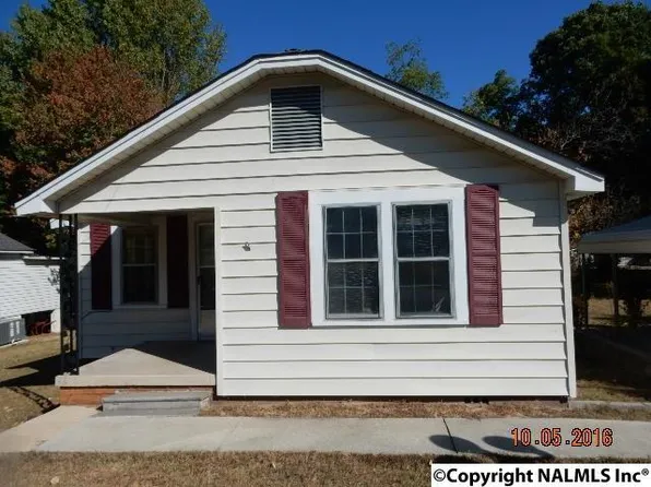 210 Maple Ave, Boaz, AL 35957