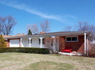 703 S Louis St, Mount Prospect, IL 60056