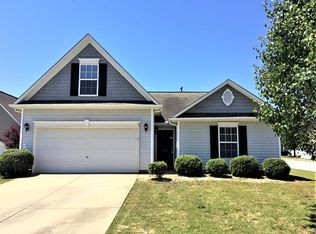 100 Indian Wood Ln, Greenville, SC 29605
