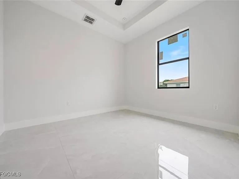 1130 Ivan Ave S — Photo 11