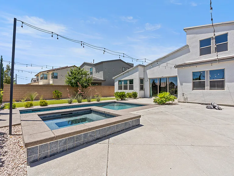 8370 Charleston Peak St — Photo 34
