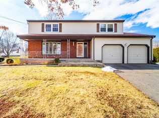 79 Back Ln, Newington, CT 06111