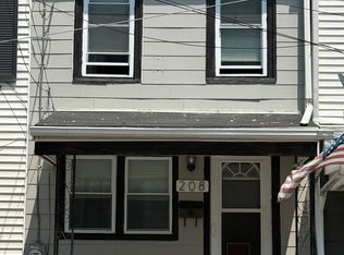 208 N 3rd St, Pottsville, PA 17901