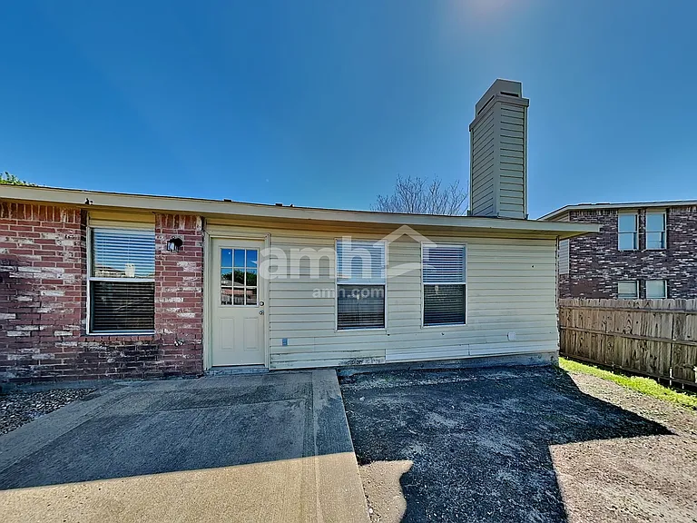 1430 Stewart Dr — Photo 19