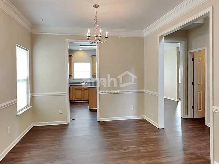 5711 Falkirk Ln — Photo 7