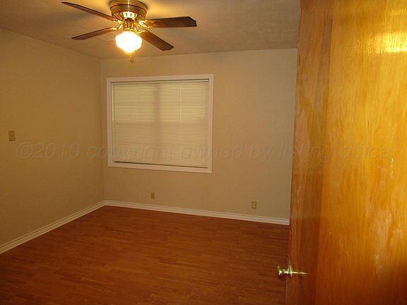 4th image of 1810 Beech Ln