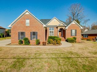 1160 Callaway Dr, Gallatin, TN 37066