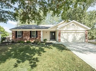 13 Hunters Valley Ct, Saint Peters, MO 63376